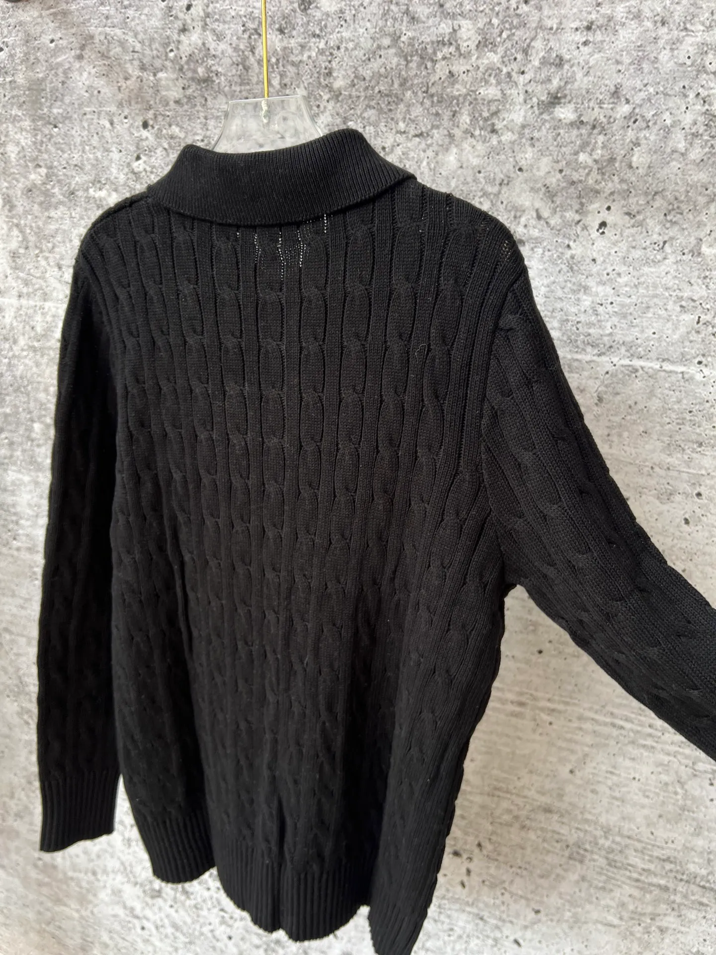 P240 Ralph Lauren fall lapel unisex polo sweater, made of the same pure cotton washed fabric as the original, all craftsmanship details restored to the original, buttoned lapel upper body with a lazy old money style